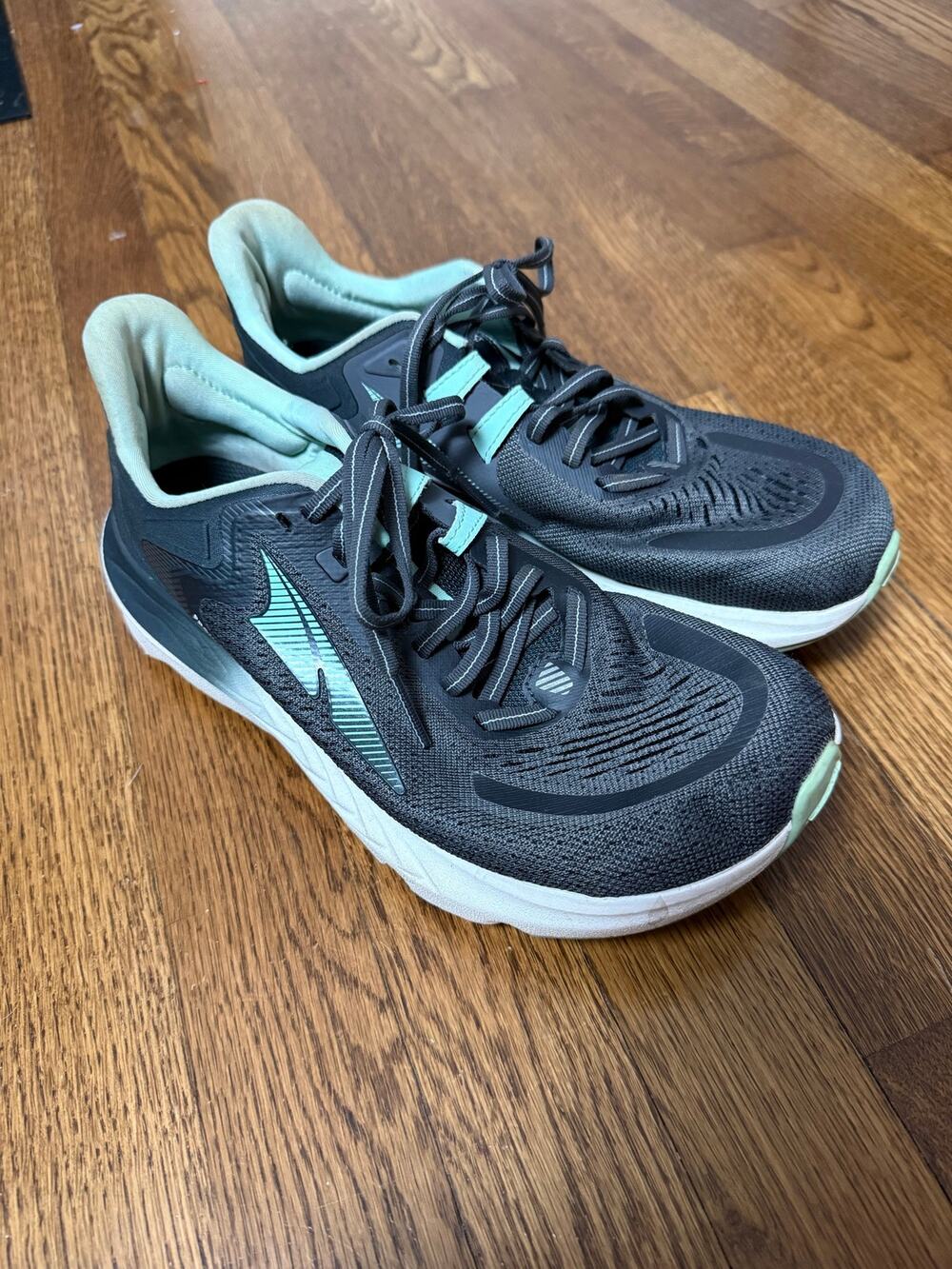 Altra Women's Provision 6 Running Shoes Size 8.5